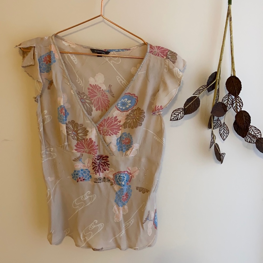 Women’s summer short sleeved blouse.